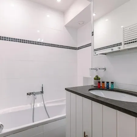 Huswell - Lovely And Open On Prime Location * Knokke-Heist